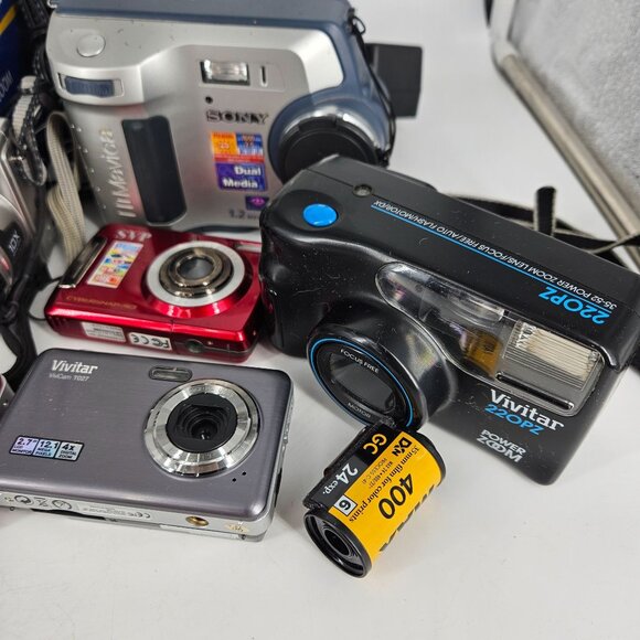 Digital Camera 35mm Video Charger Battery Cords SD Cards Lot 8+ PARTS Repair - Picture 3 of 11